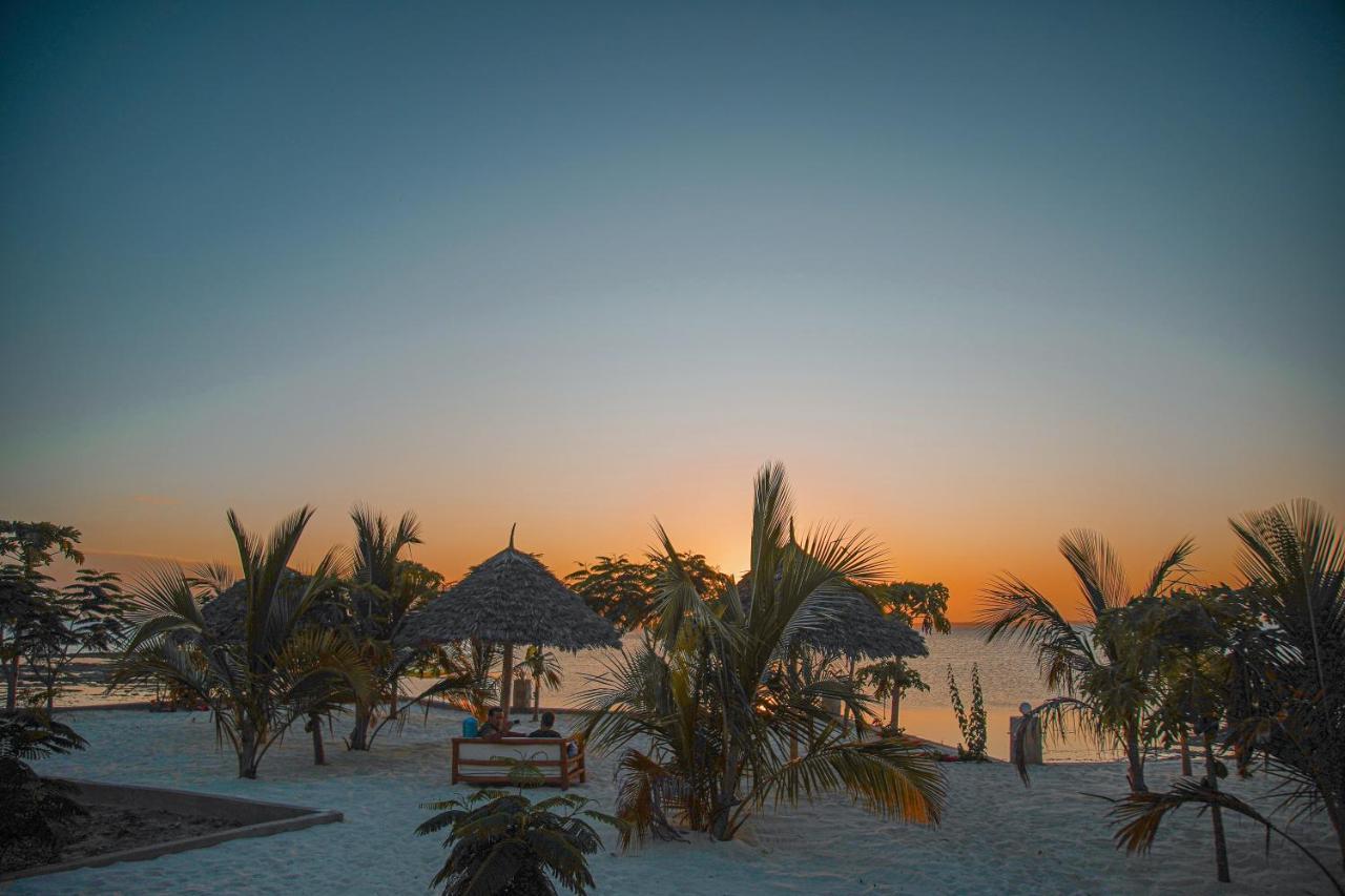 Hotel Kidoti Bay Zewnętrze zdjęcie